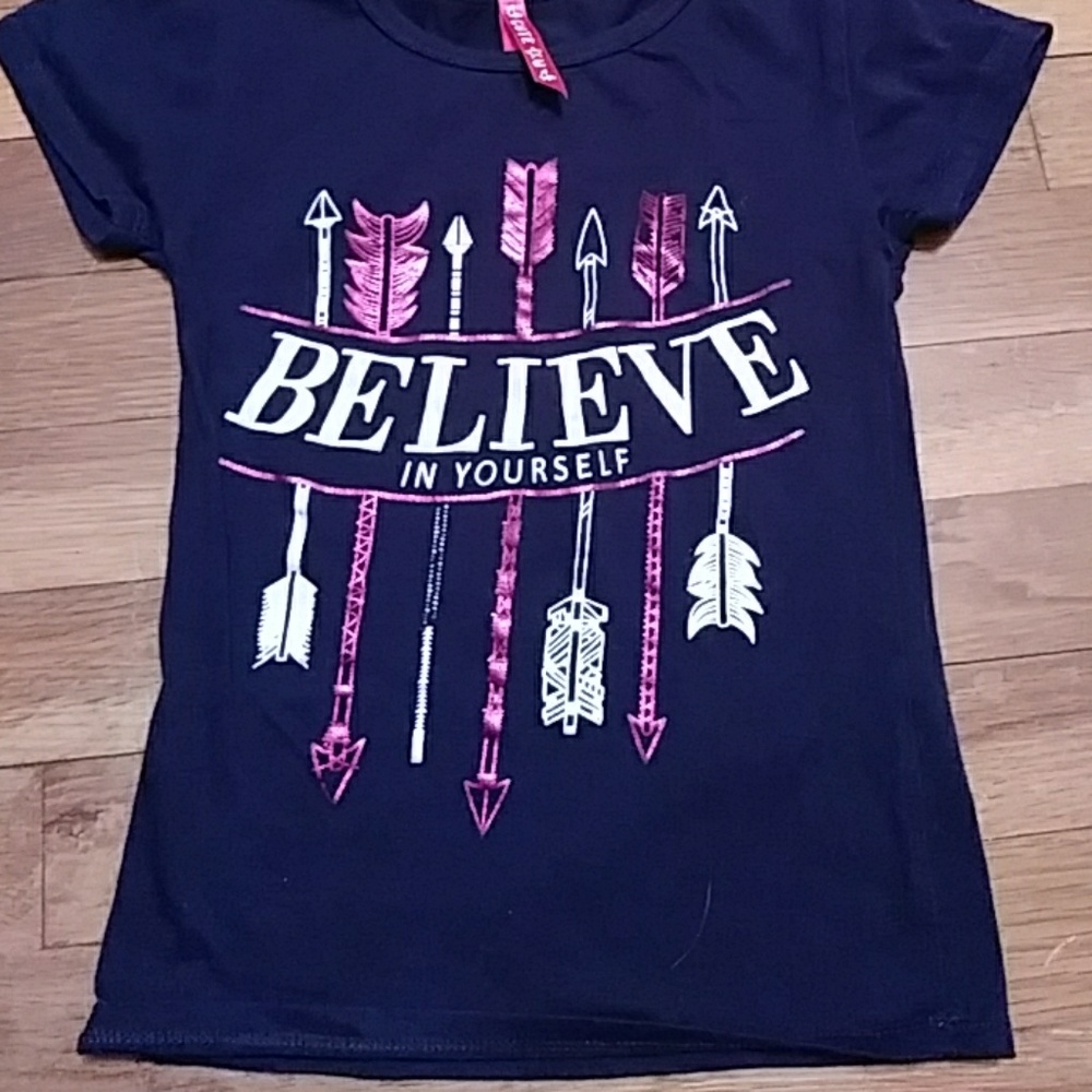Short sleeve top